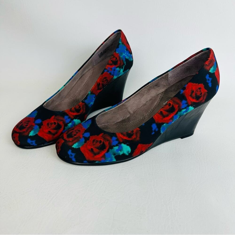Aerosoles Plum Tree Floral Wedge 3" Heel Pumps Shoes Womens Sz 7.5 M